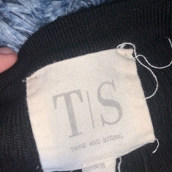 Twine and String Black Ribbed Tube Top - Picture 4 of 5